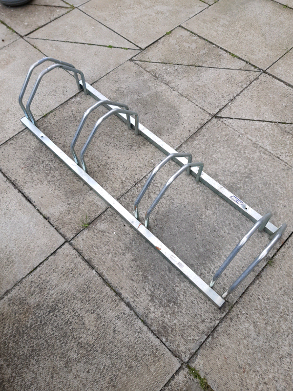 mottez bike stand